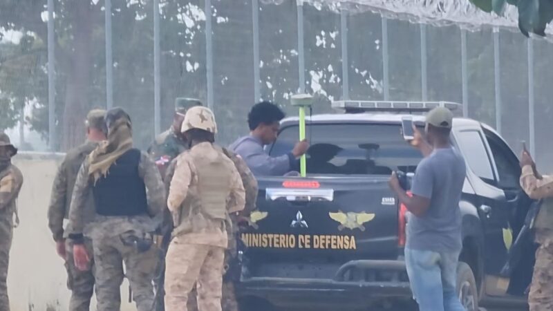 Policía de Haití arresta a Dominicano realizando mediciones en la frontera