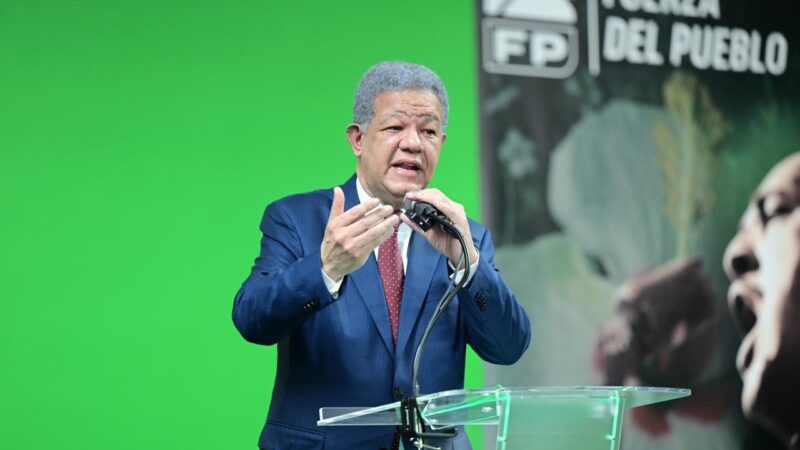 Leonel Fernández se opone a la fusión el Mescyt y ministerio de educación