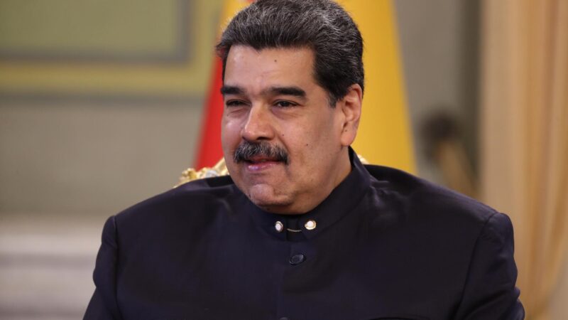 Régimen de Nicolás Maduro apresa a dos estadounidenses y lo acusa de orquestar plan para desestabilizar el país