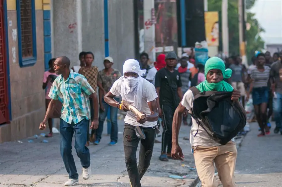 Haití: Dada la crisis humanitaria en el país, la agencia para los refugiados pide a los países no devolver a los ciudadanos haitianos