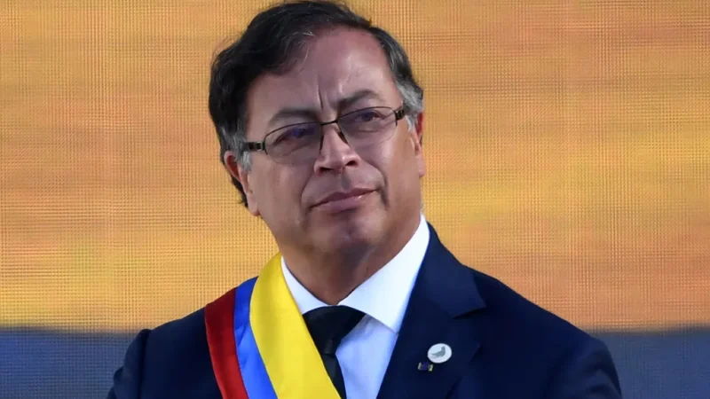 Presidente Gustavo Petro afirma que la DEA lo informó de un atentado con explosivos en su contra