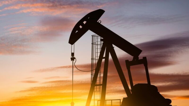 El precio del petróleo de Texas baja un 4,4% y se sitúa en 70,58 dólares por barril