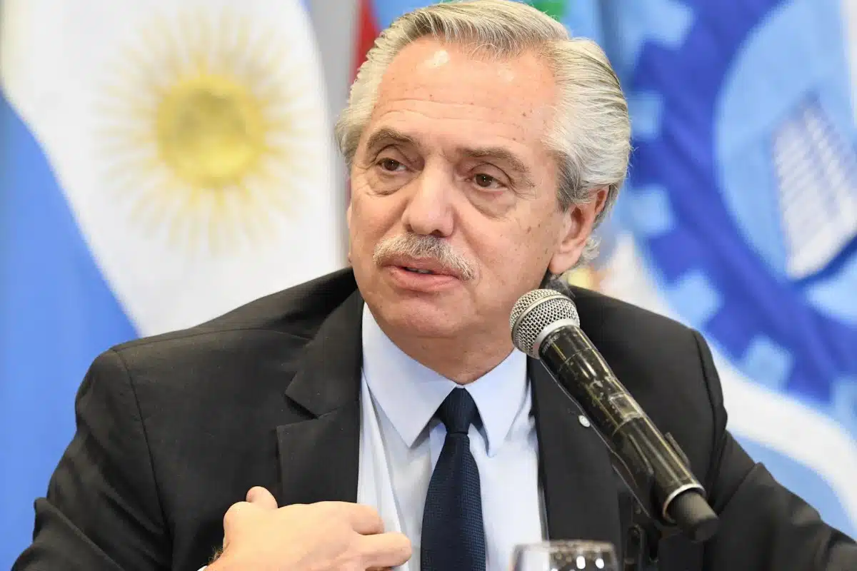 El expresidente argentino Alberto Fernández, citado a declarar el 11 de diciembre, 2024 por las acusaciones de maltrato a su exmujer