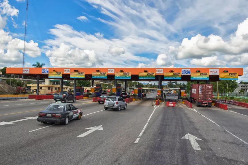 MOPC y Fideicomiso RD Vial anuncian aumento en tarifas de peajes: descubre cuáles están afectados