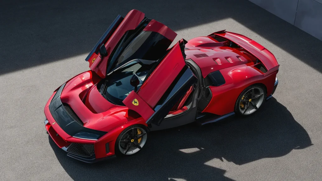 Ferrari presenta el F80: El primero con sistema de propulsión híbrido 100% desarrollado en Maranello