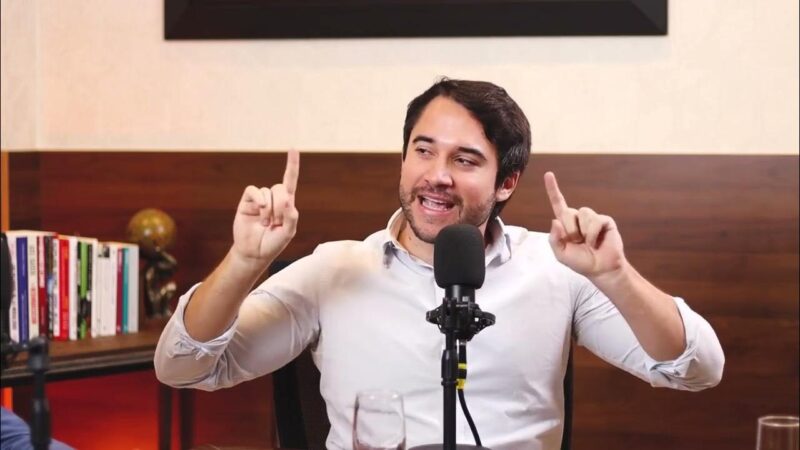 Fernando Abreu convoca cacerolazo nacional contra leyes mordaza que amenazan la libertad de expresión
