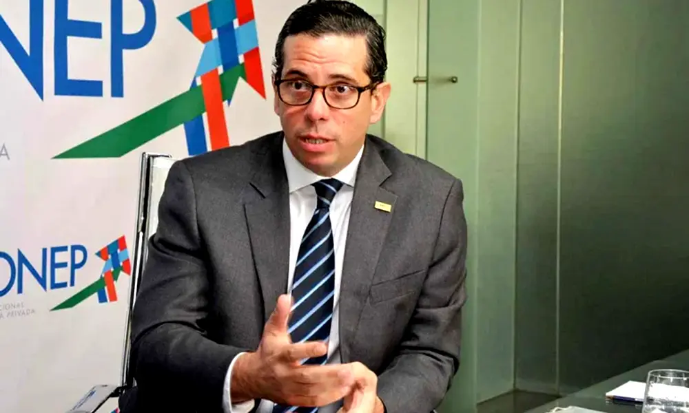 Empresarios califican de “superficial” la reforma laboral aprobada por el Senado.