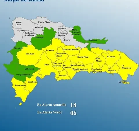 COE incrementa alerta en 23 provincias por posible ciclón.