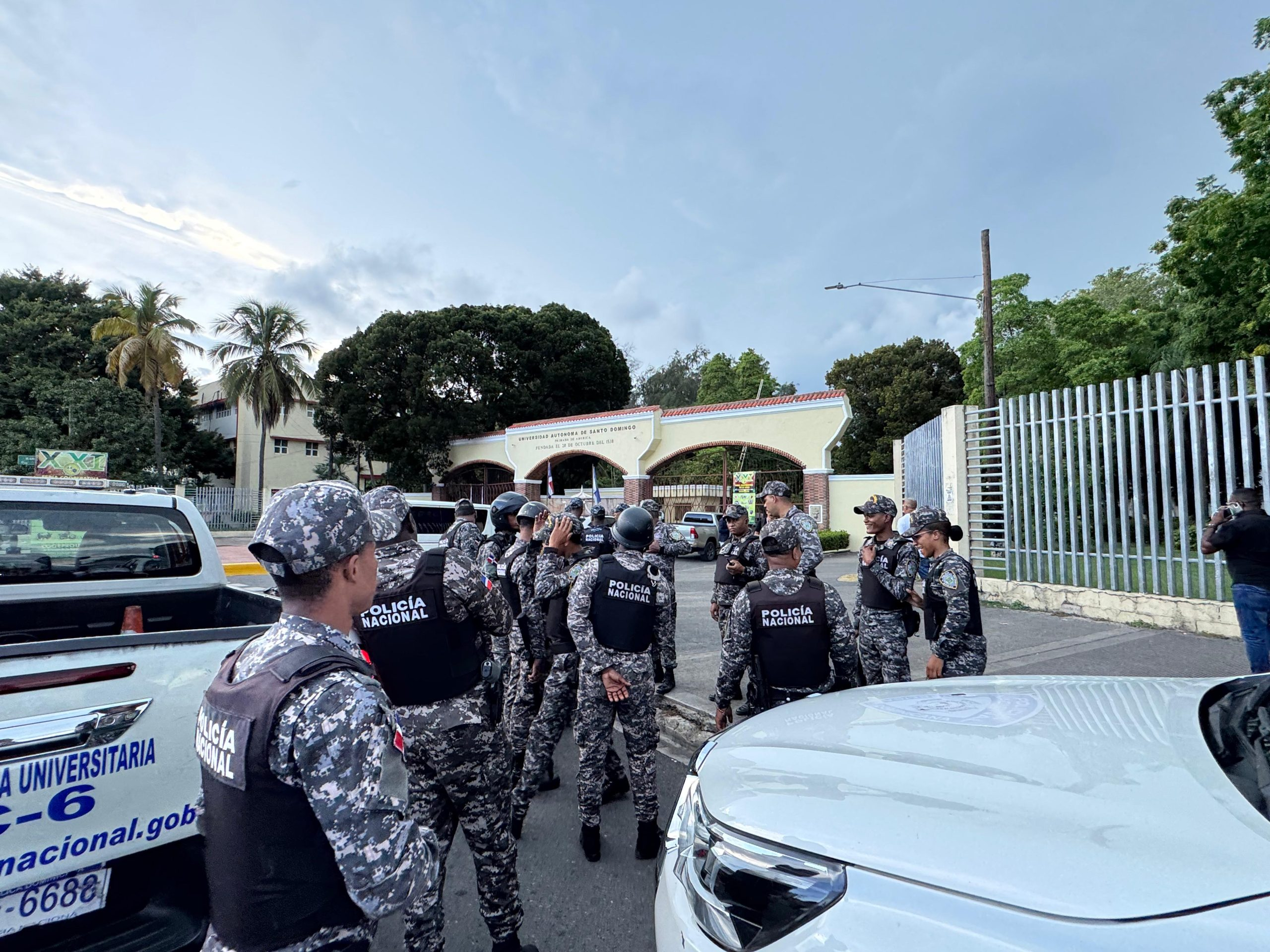 Tiroteo en la UASD deja al menos dos heridos